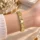 ⁦ساعة Soarveke النسائية الذهبية بالكريستال⁩ - الصورة ⁦5⁩