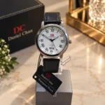 ساعة DC رجالية كلاسيكية بسوار جلد