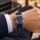 ⁦ساعة CARTIER رجالية تاريخ، سوار ربر⁩ - الصورة ⁦4⁩